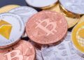 صعود آلتکوینها همزمان با عبور بیتکوین (BTC) از ۱۱۵ هزار دلار؛ آیا روند صعودی ادامه دارد؟