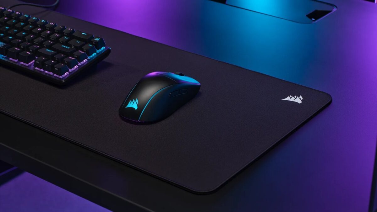 در خرید ماوس پد حرفهای باید به مجموعهای از ویژگیها توجه کرد که تنها به ظاهر یا برند خلاصه نمیشود.