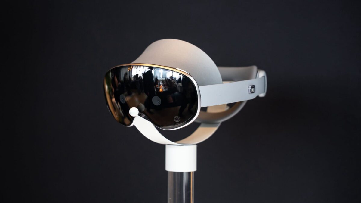 samsung-xr-headset-main