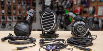 بهترین هندزفری سیمی ۲۰۲۵؛ انتخابی مطمئن برای موسیقی، مکالمه و گیمینگ