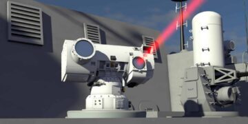 سامانه لیزری DragonFire پهپادهای با سرعت 650 کیلومتر بر ساعت را منهدم می کند