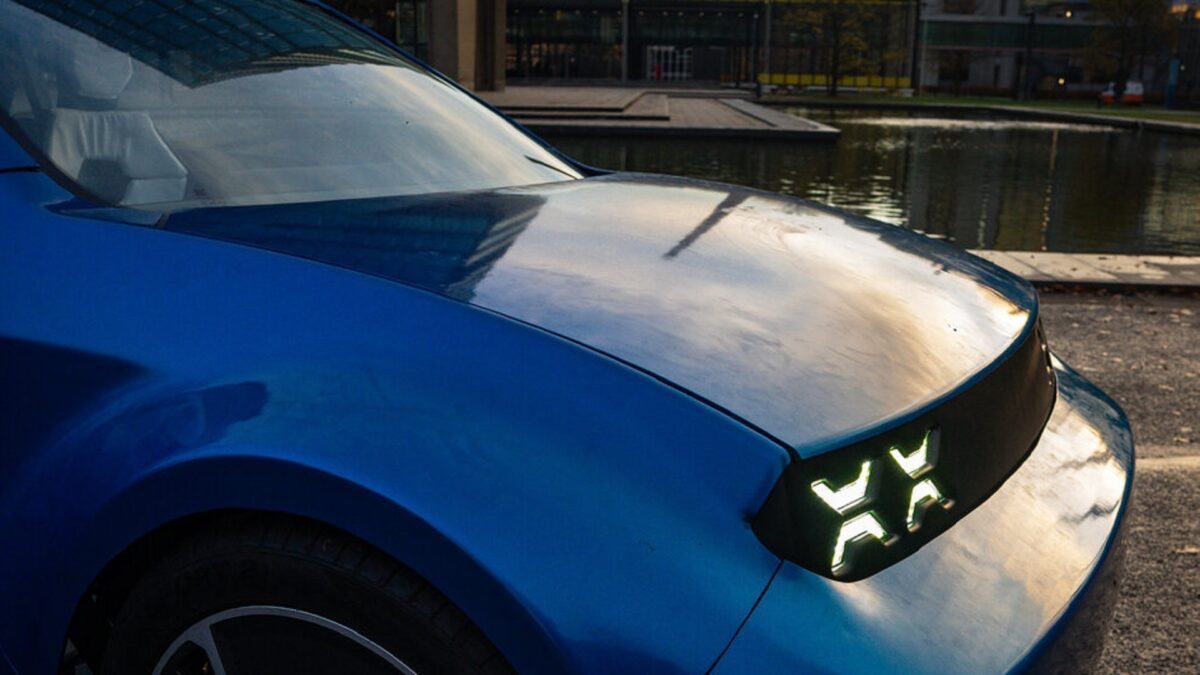 ساخت خودروی برقی ماژولار ARIA با قابلیت تعمیر در خانه