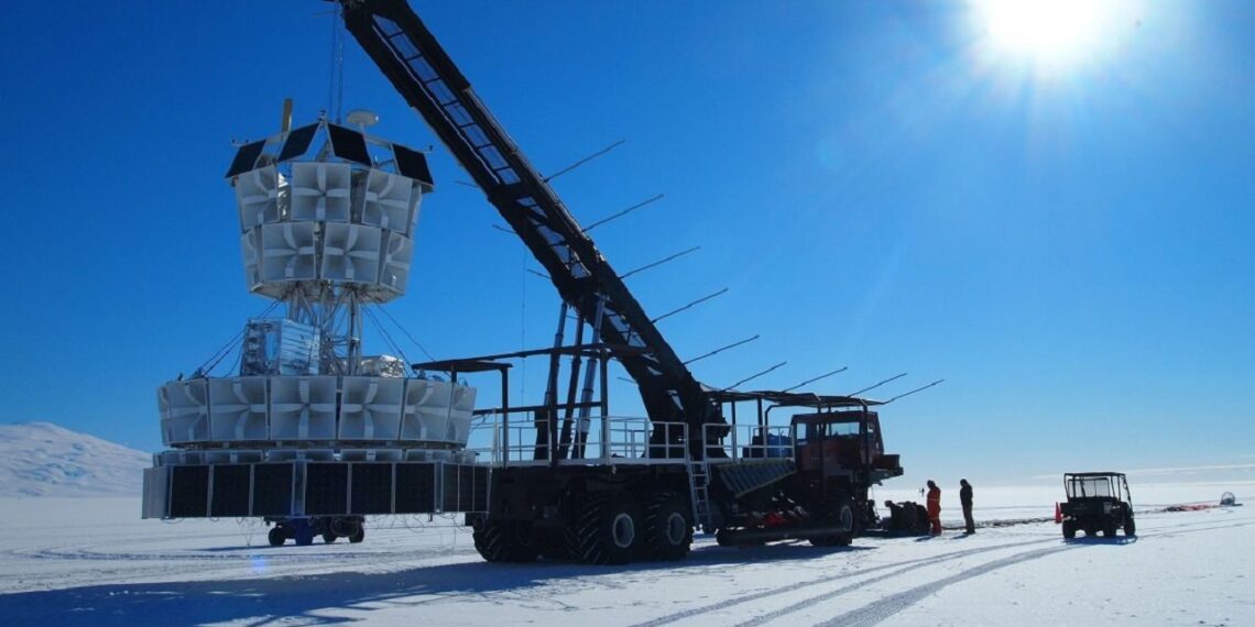 کشف سیگنال‌های مرموز در اعماق یخ‌های قطب جنوب توسط ANITA ناسا