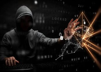 یک هکر کلاه‌دار در محیطی تاریک که در حال تایپ بر روی صفحه‌کلید است و در سمت راست او یک شبکه داده سه‌بعدی نورانی با نمادهای قفل و اعداد وجود دارد.