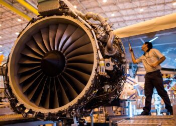 رونمایی از موتور جت فراصوت چین با رانش و کارایی استثنایی