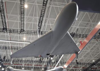 پهپاد Feilong-300D چین، سلاحی کم‌هزینه برای جنگ‌های مدرن