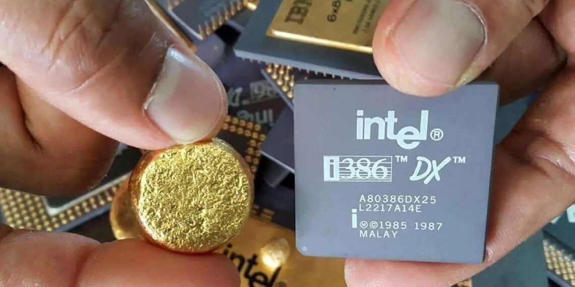 چقدر طلا از گوشی‌ و لپ‌تاپ‌ می توان استخراج کرد؟ + ویدیو