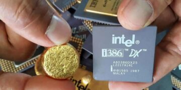 چقدر طلا از گوشی و لپتاپ می توان استخراج کرد؟ + ویدیو