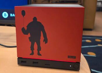 نمایی نزدیک از کنسول استیم ماشین شخصی‌سازی شده