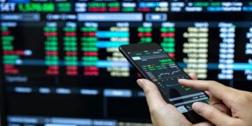 اتصال اقتصاد ایران به جهان با راه‌اندازی بورس بین‌الملل