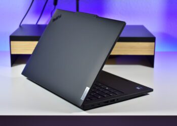 رکوردشکنی عمر باتری در لپ‌تاپ ThinkPad T14 با پردازنده Lunar Lake