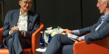 لیپ-بو تان از نقشه احیای اینتل در عصر هوش مصنوعی سخن گفت