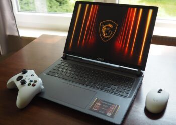 بررسی MSI Vector 16
