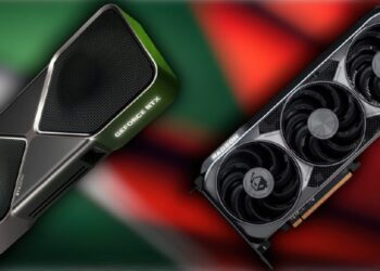 دو کارت گرافیک (GPU) که به صورت مورب کنار هم قرار گرفته‌اند؛ یکی کارت NVIDIA GeForce RTX (با طراحی فن Founders Edition) و دیگری کارت AMD Radeon با سه فن، که هر دو روی پس‌زمینه‌ای با رنگ‌های سبز و قرمز قرار دارند.