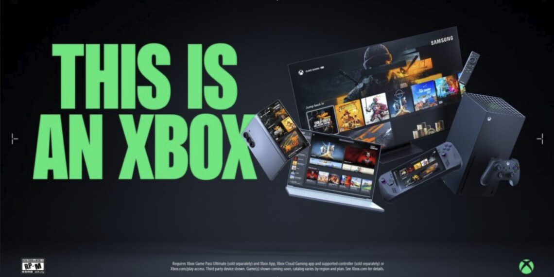 یک بنر تبلیغاتی برای اکوسیستم ایکس‌باکس با شعار "THIS IS AN XBOX" که بازی‌ها و رابط کاربری را بر روی یک تلویزیون سامسونگ، گوشی هوشمند، لپ‌تاپ و کنسول Xbox Series X و یک دستگاه قابل حمل (Handheld) نمایش می‌دهد.