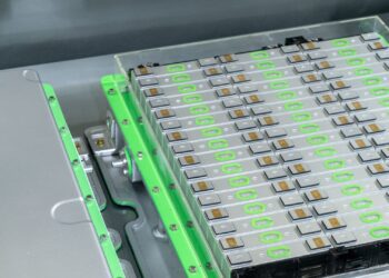 کاهش زمان شارژ و افزایش عمر باتری خودروهای برقی با فناوری Dectravalve