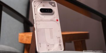 تیزر جدید ناتینگ شایعه معرفی مدل تازه را تقویت می‌ کند