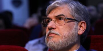 کارشناسی ارشد یکساله و مقطع دکتری سه ساله می‌شود