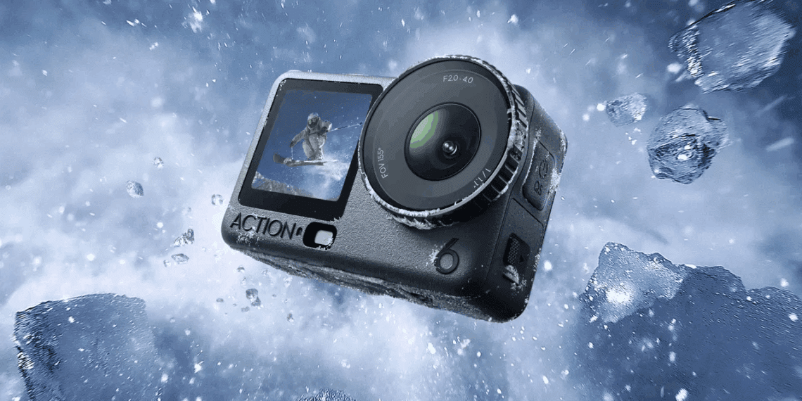 پوستری تبلیغاتی از دوربین اکشن DJI Osmo Action 6 که مقاومت این دستگاه را در سرما نشان می‌دهد