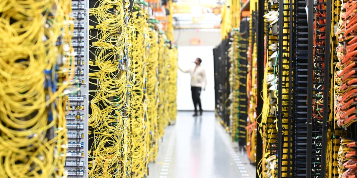 همکاری آمازون و OpenAI