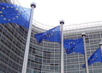 رکورد جدید اپل در لابی‌گری با سیاستمداران اتحادیه اروپا در سال ۲۰۲۵