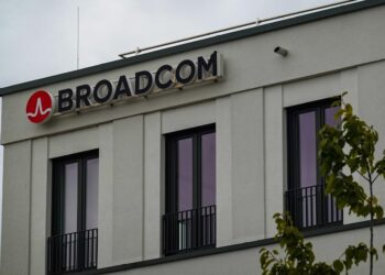 تراشه جدید Broadcom ترجمه هم‌زمان صدا را بدون اینترنت امکان پذیر کرد