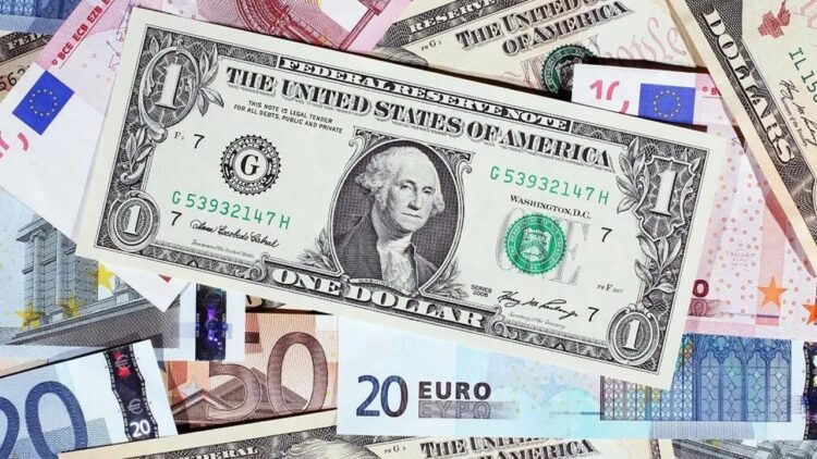 یک پیش‌بینی جدید از قیمت ارز در آذرماه