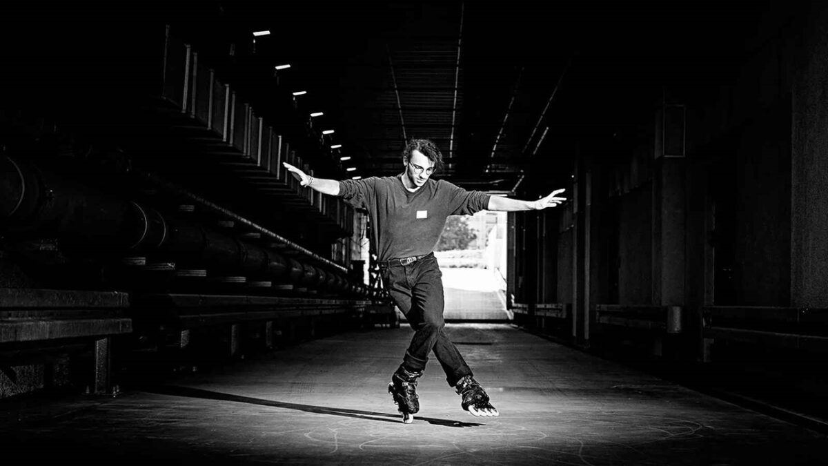 اسکیت FRX به دلیل داشتن بوت هارد و حمایت عالی از مچ پا، و مدل اسکیت FR1 به خاطر راحتی فوقالعاده و کیفیت ساخت بالا، انتخابی ایدهآل برای شروع شما هستند.