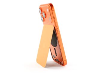 تعمیرات سلف‌سرویس آیفون ۱۷