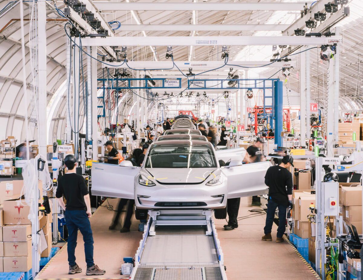 تجربه مهندسی در تسلا 