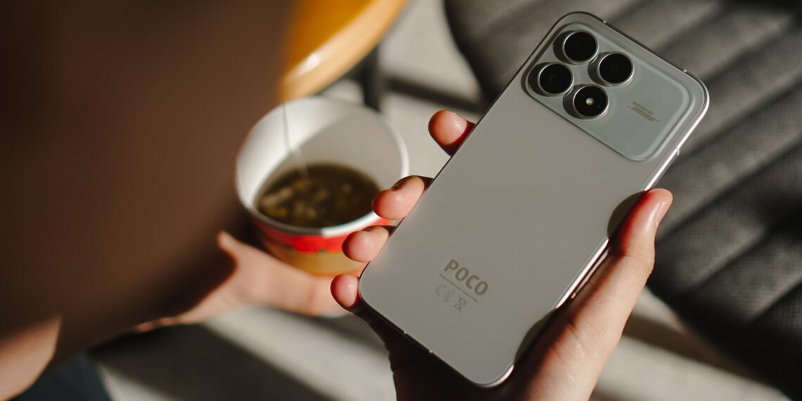 بررسی پوکو F8 پرو