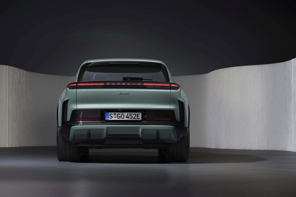 قوی‌ترین خودروی غیرمسابقه‌ای پورشه معرفی شد