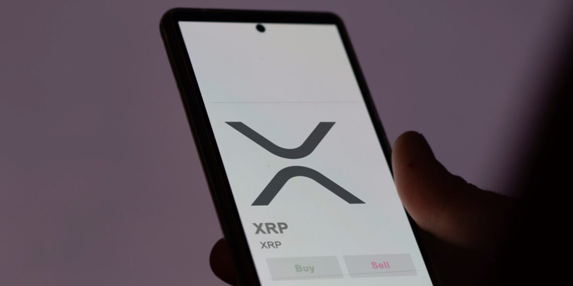 ریپل (XRP) در لبه پرتگاه؛ الگوی «تقاطع مرگ» تهدیدی برای از دست رفتن حمایت ۲ دلاری