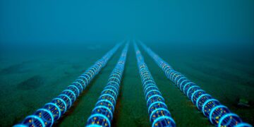 تصویری از کابلهای انتقالدهنده دادههای اینترنتی در زیر دریا