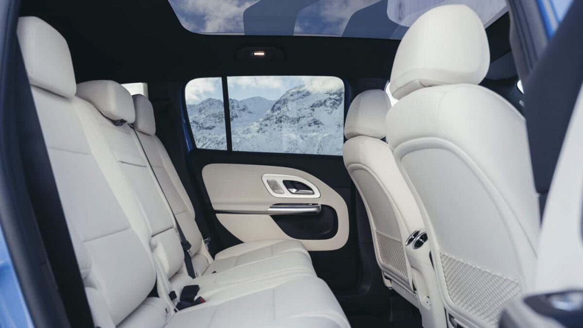 دیف دوم صندلی‌های مرسدس‌بنز GLB 2026