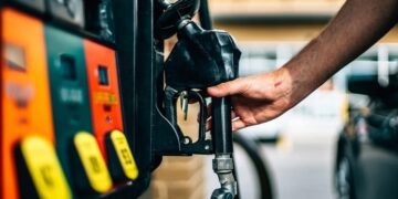 این مدل خودروها سهمیه بنزین ۱۵۰۰ تومانی میگیرند؟