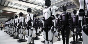 اجاره ربات انسان‌نما