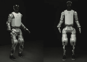 ربات HMND 01 Alpha