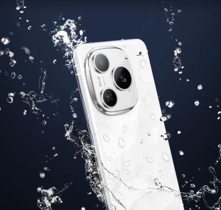 گوشی اصلی آنر پاور در اوایل سال ۲۰۲۵ با باتری عظیم ۸۰۰۰ میلی‌آمپر ساعتی عرضه شد. (منبع تصویر: آنر)