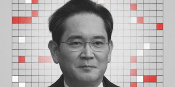 تصویر مفهومی پرتره رسمی جی وای لی رییس سامسونگ مرتبط با مدیریت و ساختار شرکتی، با پس‌زمینه گرافیکی شبکه‌ای و المان‌های داده‌محور قرمز و خاکستری