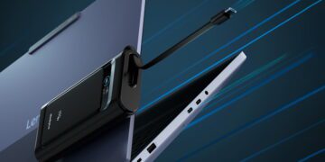 نمای تبلیغاتی پاوربانک Lenovo ThinkPlus 190W متصل به لپ‌تاپ، با طراحی مشکی صنعتی، کابل داخلی جمع‌شونده و پشتیبانی از شارژ پرقدرت دستگاه‌های حرفه‌ای