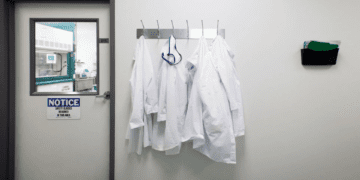 افزایش نگران‌کننده مرگ‌ومیر دانشمندان جوان چینی موجی از نگرانی جهانی ایجاد کرده است