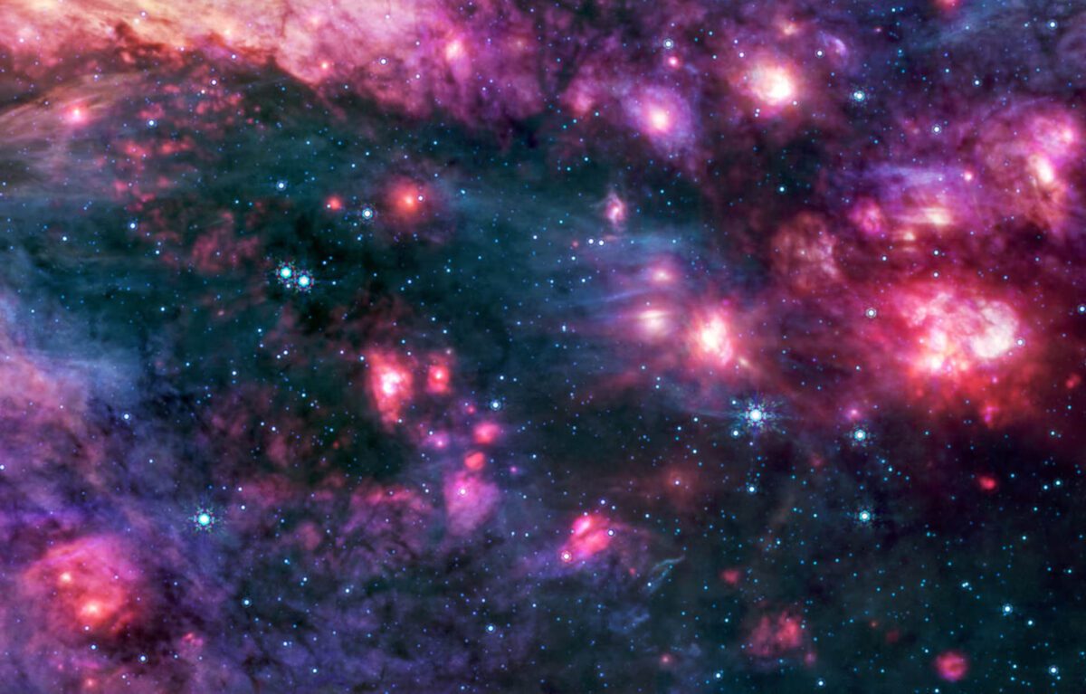 فعال‌ترین منطقه تولد ستارگان در تصاویر فضایی ۲۰۲۵