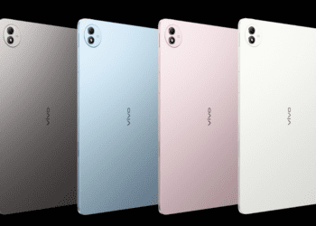 نمای پشت چهار تبلت ویوو در رنگ‌های خاکستری، آبی، صورتی و سفید که کنار هم چیده شده‌اند.