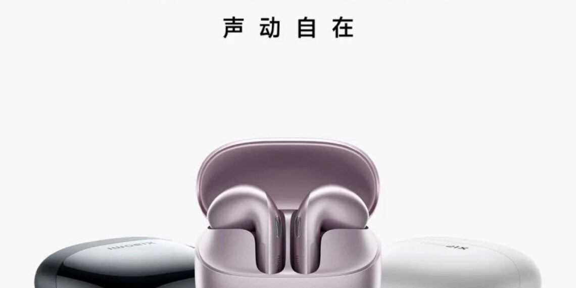 شیائومی از ساعت و هندزفری جدید خود رونمایی می‌ کند