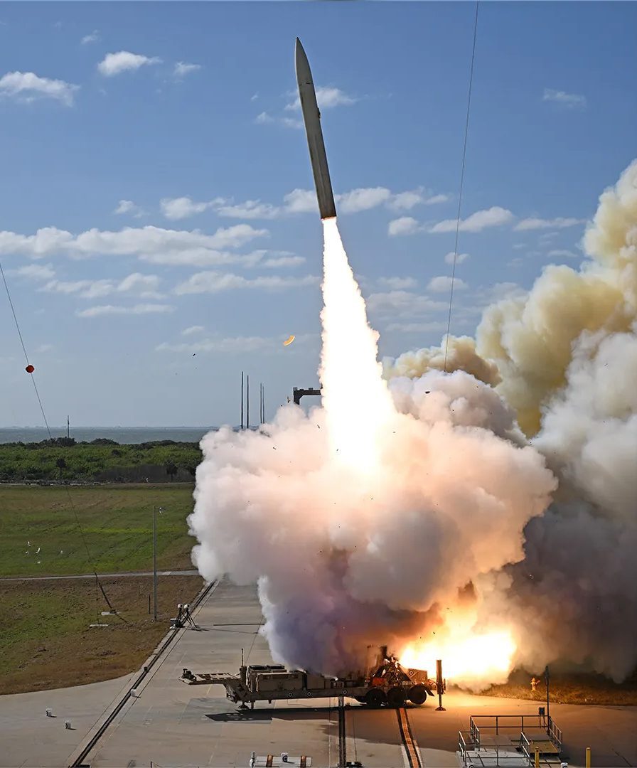 لحظه پرتاب آزمایشی موشک مافوقصوت دارک ایگل از سکوی زمینی