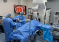 نخستین عمل جراحی رباتیک آب مروارید با موفقیت انجام شد
