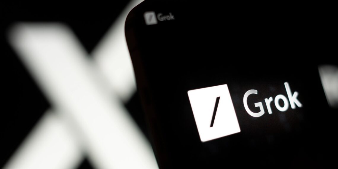 جهش بزرگ در تعامل صوتی؛ مکالمه فارسی روان به چت‌بات گروک اضافه شد