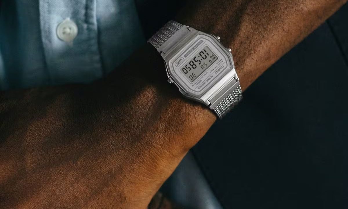 سری ساعت کاسیو Oceanus یکی از پیشرفته‌ترین و پریمیوم‌ترین زیرشاخه‌های کاسیو است که تمرکز آن روی دقت، طراحی باریک و فناوری بالا است. 