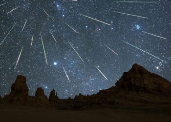 آسمان ایران به استقبال جذابترین بارش شهابی سال می رود